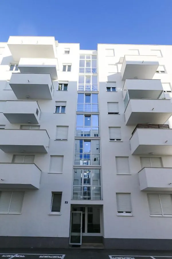 Luce Gold Apartment Zadar